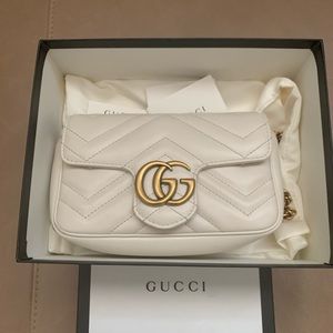 Gucci mini purse
